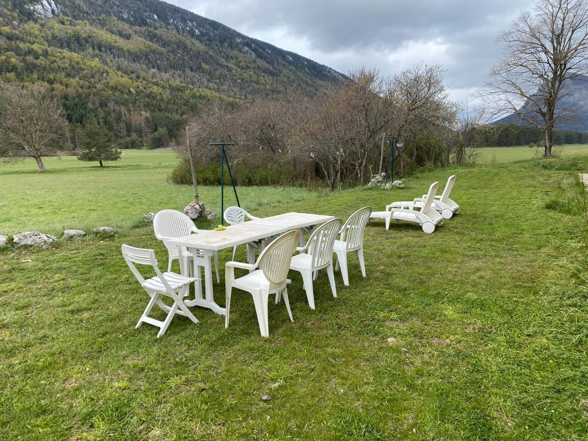 La Grande Maison Dans La Prairie Caille Bagian luar foto